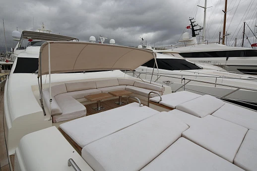 Яхта Azimut 100 Leonardo 2010 6
