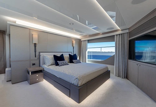 Яхта Sunseeker 95 2018 14