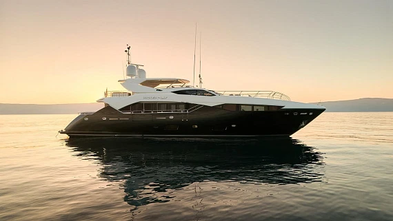 Sunseeker 115 Sport yacht 2015 5