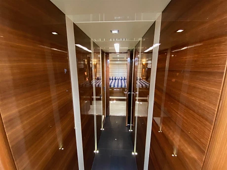 Яхта Sunseeker 80 Sport 2014 14