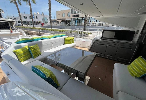 Sunseeker Predator 75 yacht 2023 8