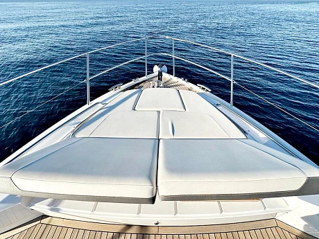 Яхта Princess S60 2018 14