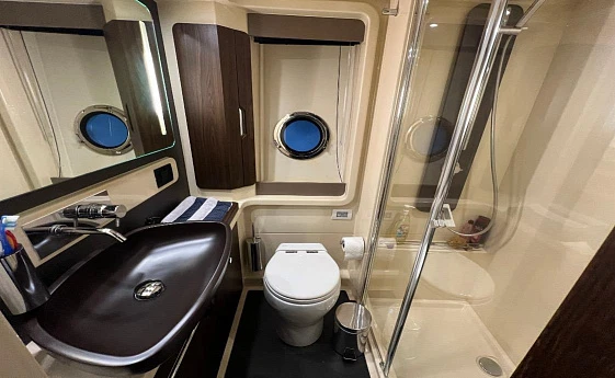 Azimut 50 fly yacht 2017 10