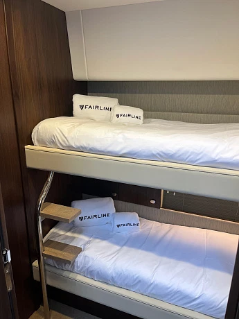 Яхта Fairline Squadron 50 2024 13