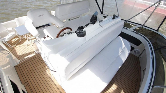 Яхта CARVER 43.5 2001 5