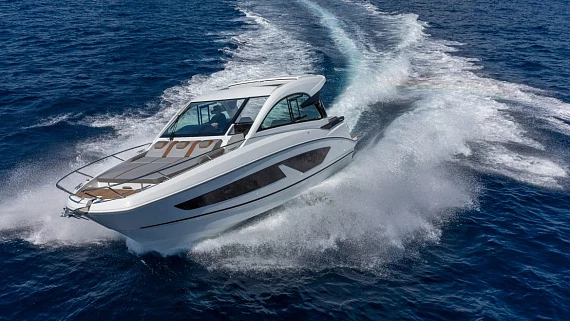 Яхта BENETEAU GRAN TURISMO 32  4