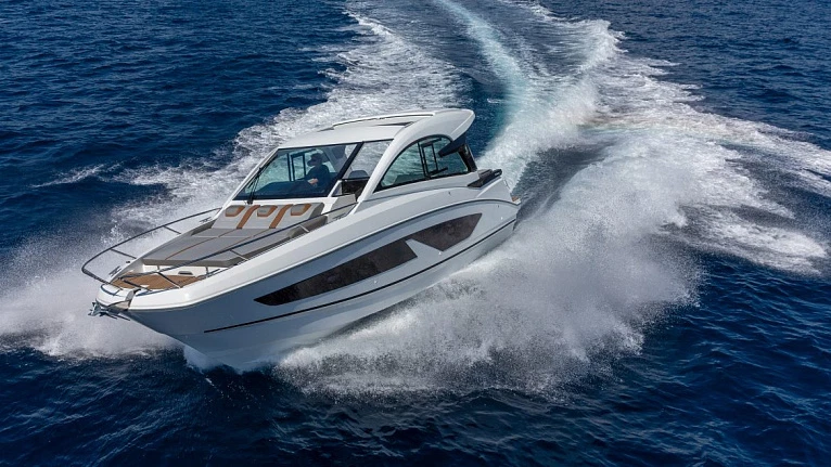 BENETEAU GRAN TURISMO 32