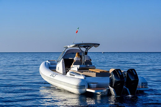 Strider 11 yacht  10