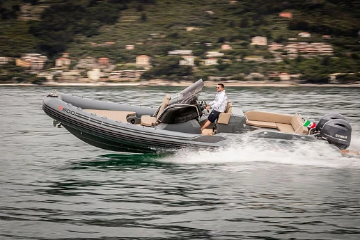 Яхта Strider 900  6