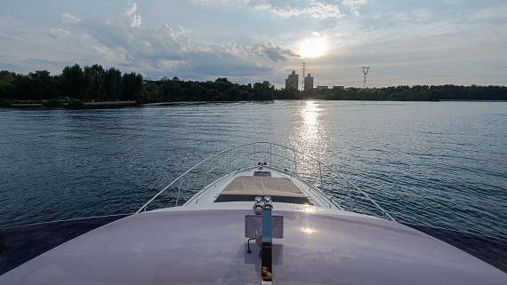 Яхта Princess 49 2019 8