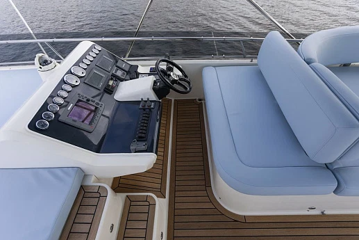 Яхта GALEON 640 FLY 2009 22