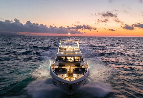 Яхта Sunseeker 76 2020 5