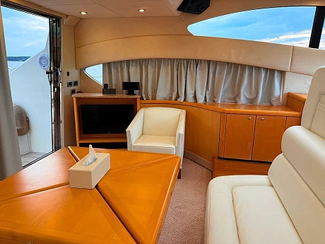 Яхта Sunseeker Predator 62 2008 8