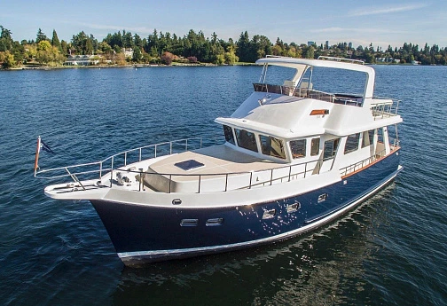 Selene 50 Voyager Sedan yacht  1