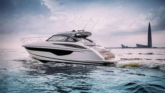 Яхта PRINCESS V40  3