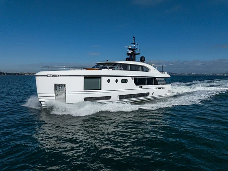 Яхта Azimut Magellano 30M 2023 9