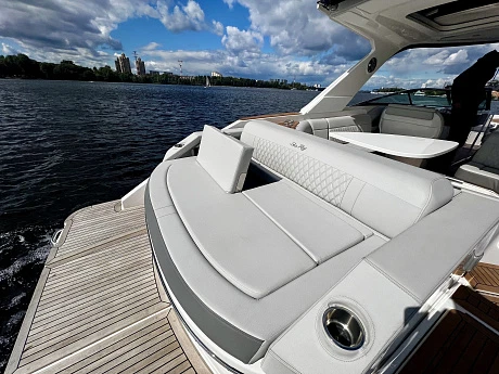 Sea Ray 310 SLX yacht 2024 7