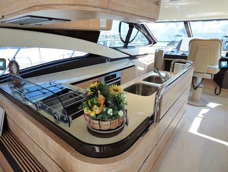 Яхта Azimut 60 2013 5