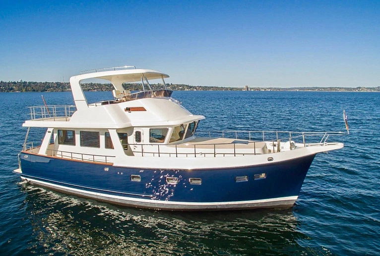 Selene 50 Voyager Sedan