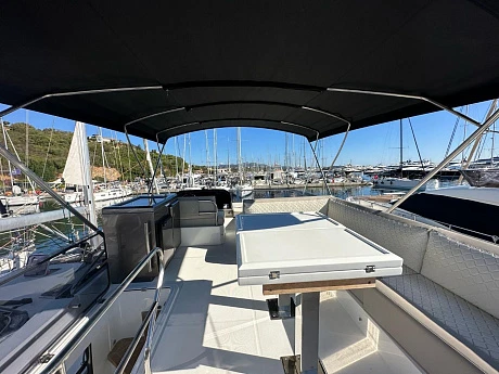 Galeon 460 Fly yacht 2022 5