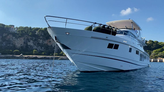 Fairline 780 yacht 2014 3