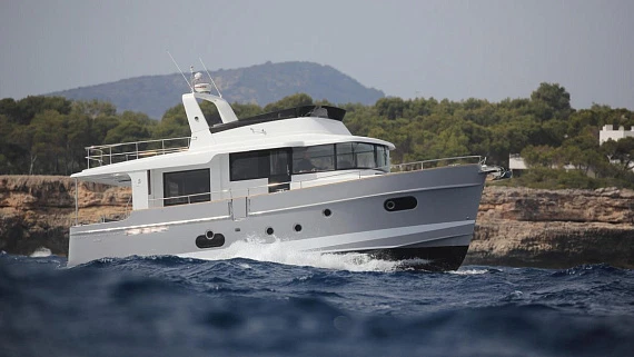 Яхта BENETEAU SWIFT TRAWLER 50 2013 4