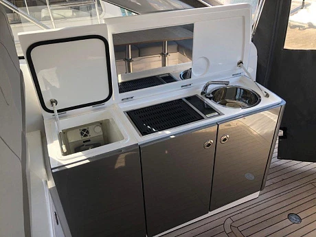 Princess V40 yacht 2022 12