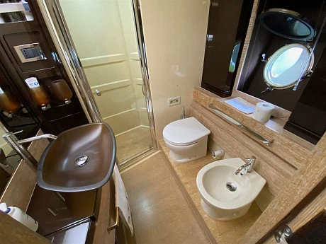 Яхта Azimut 64 Fly 2013 13