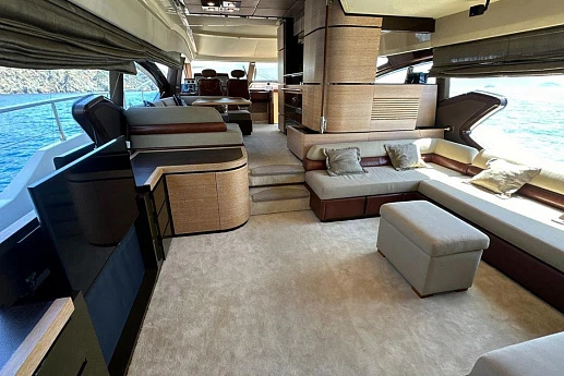 Azimut 70 yacht 2010 12