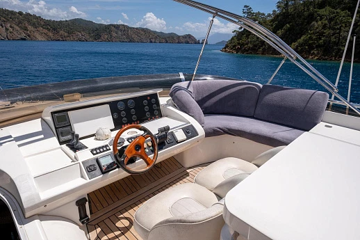 Princess 21M yacht 2007 11