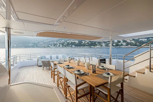 Majesty 120 yacht  7