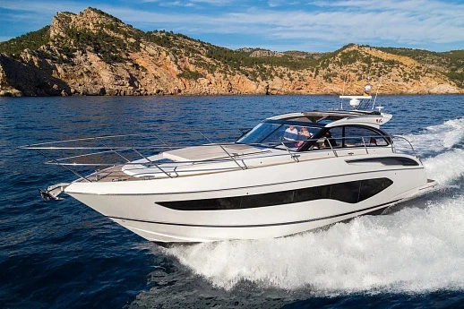 Моторная яхта Princess V50 Deck Saloon 2026 1
