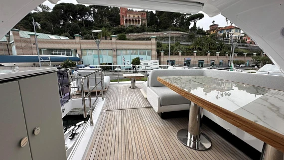 Яхта Azimut Fly 60 2022 10
