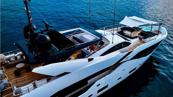 Яхта Sunseeker 116 2017 1