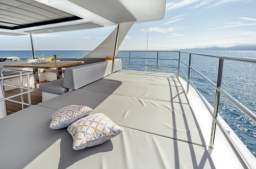 Яхта Aventura 50 MY 2024 2