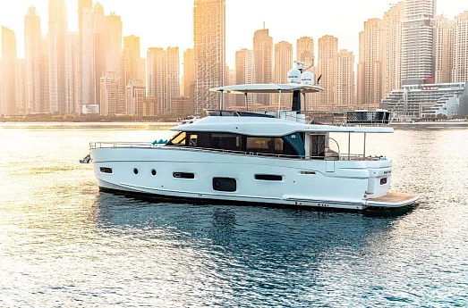 Azimut 66