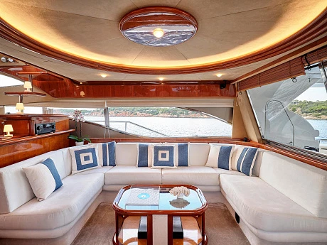 Яхта Ferretti 680 2001 12