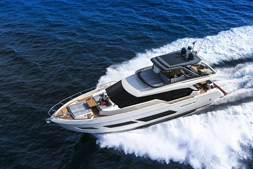 Яхта Ferretti 720 2021 13
