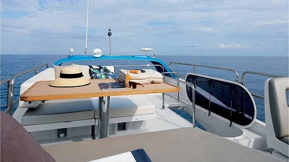 Azimut 45 Flybridge yacht 2013 7