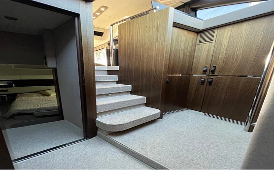 Яхта Azimut 50 fly 2017 9