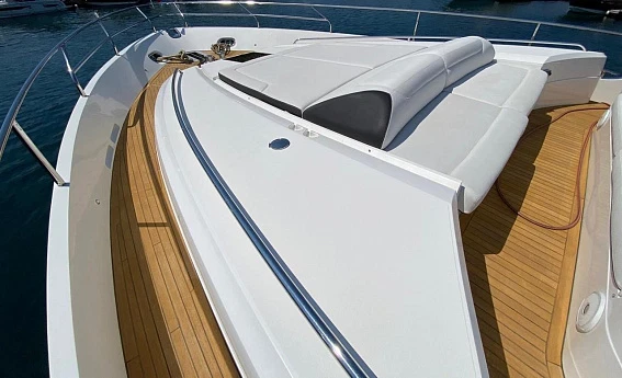 Яхта Princess 82 2014 5