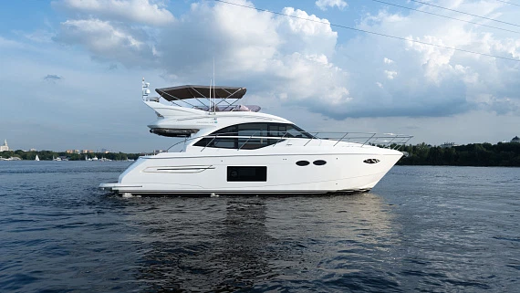 Яхта Princess 49 2019 1