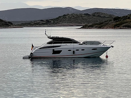 Яхта Princess V48 Open 2016 4