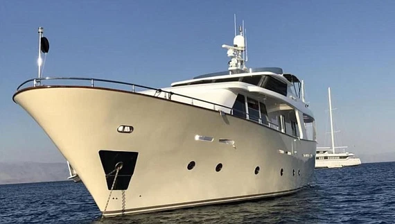 Яхта Benetti 79 SD 2002 1