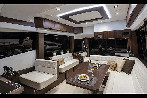 Яхта Galeon 500 Fly 2019 12
