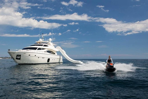 Ferretti 881 RPH yacht 2012 6