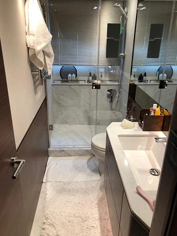 Яхта Princess S65 2019 9