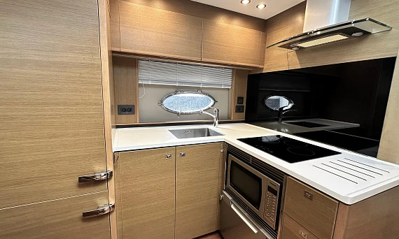 Princess V48 Open yacht 2016 10