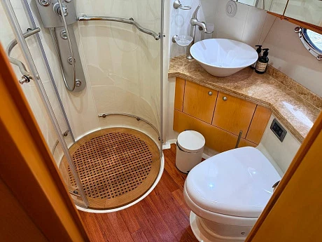 Яхта Sunseeker Predator 62 2008 26