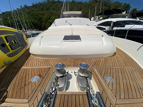 Яхта Ferretti 731 2009 7
